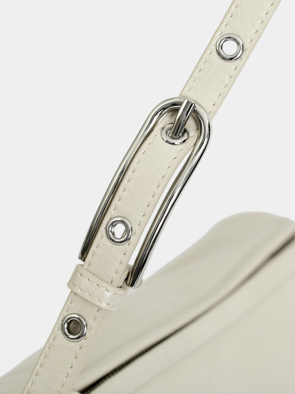 13 Star stud cylinder bag