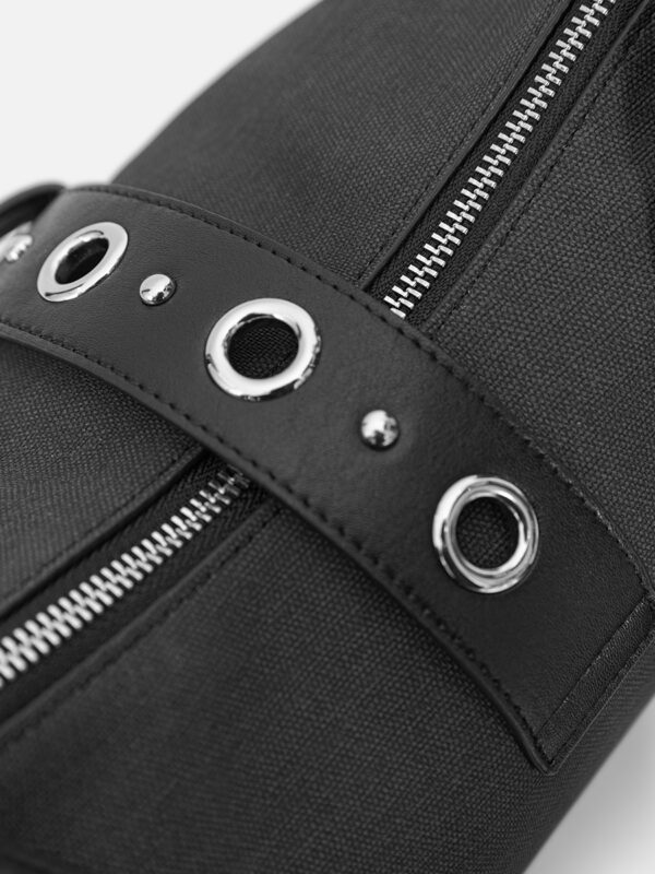 Hoop rivet bag