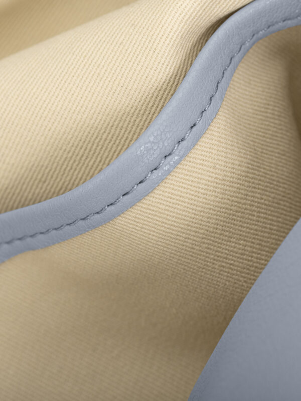 4 Soft rivet bag