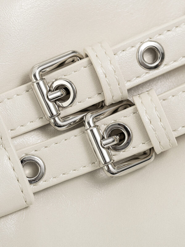 4 Punk strap tote