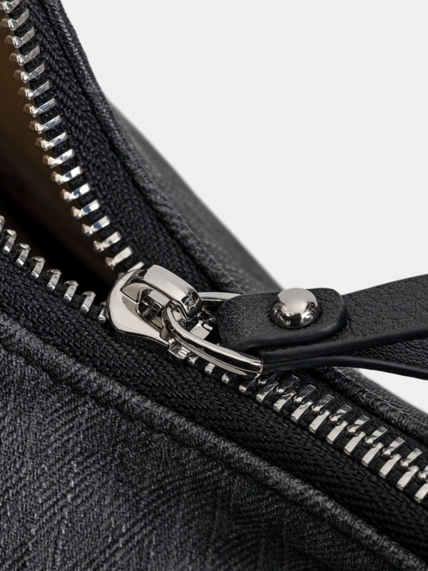 6 Vintage Rivet Bag
