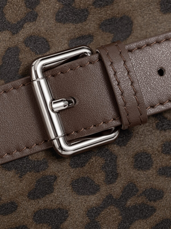 1 Leopard tote